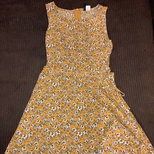 H&M yellow sundress